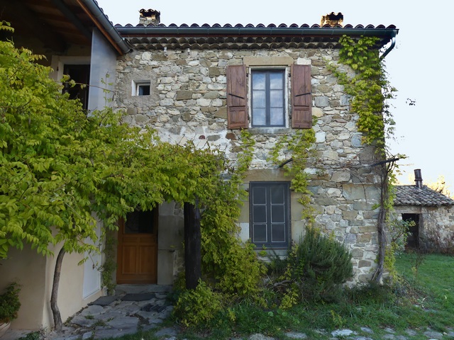 Bâtiment du logis, partie est. Elévation sud.
