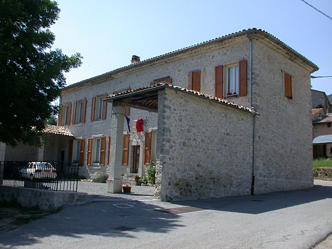 école primaire et mairie