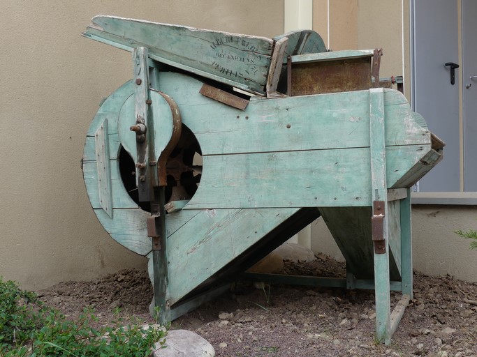 machine à épurer mécaniquement : tarare dite ventaïre