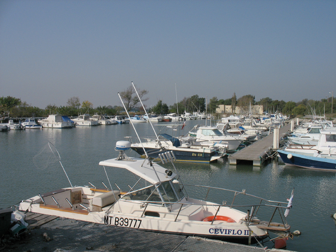 port-abri fluvial Antoine Jover