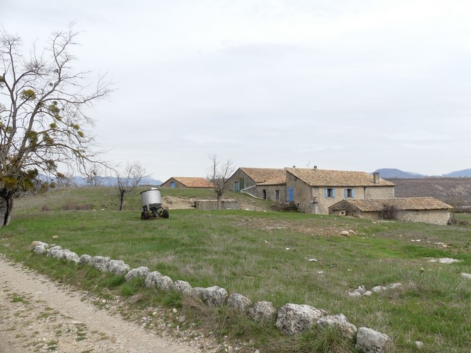 Vue d'ensemble prise du sud-ouest.