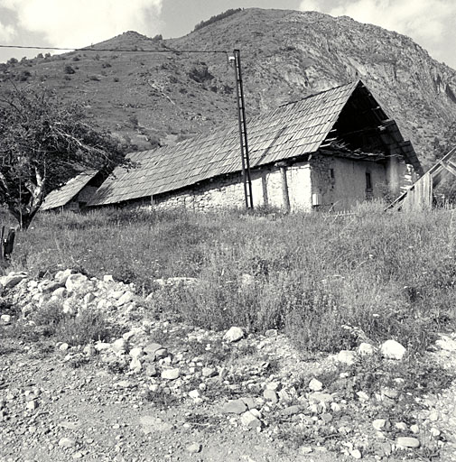 Vue d'ensemble prise de l'ouest.