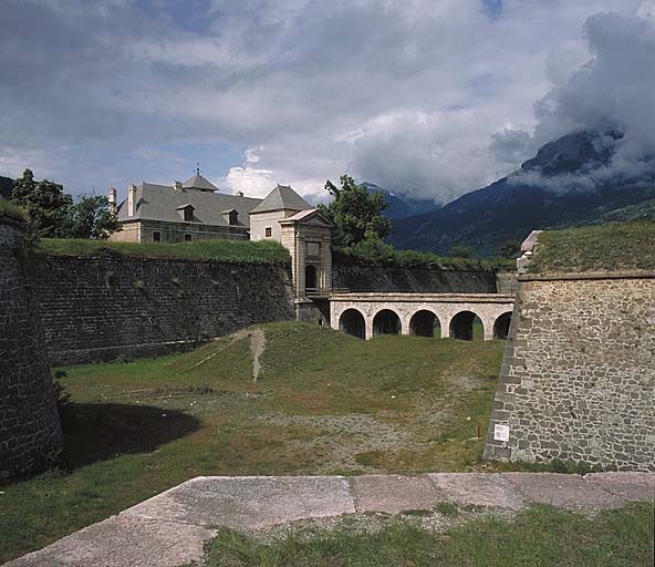 fortification d'agglomération de Mont-Dauphin