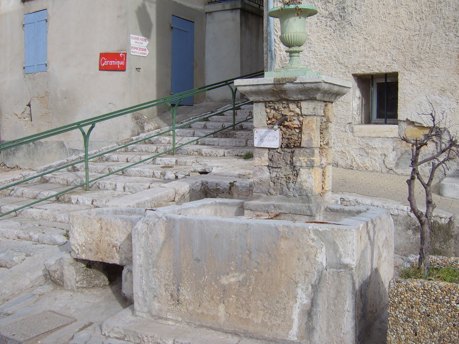 fontaine, lavoir et abreuvoir dite fontaine de Sous-Ville