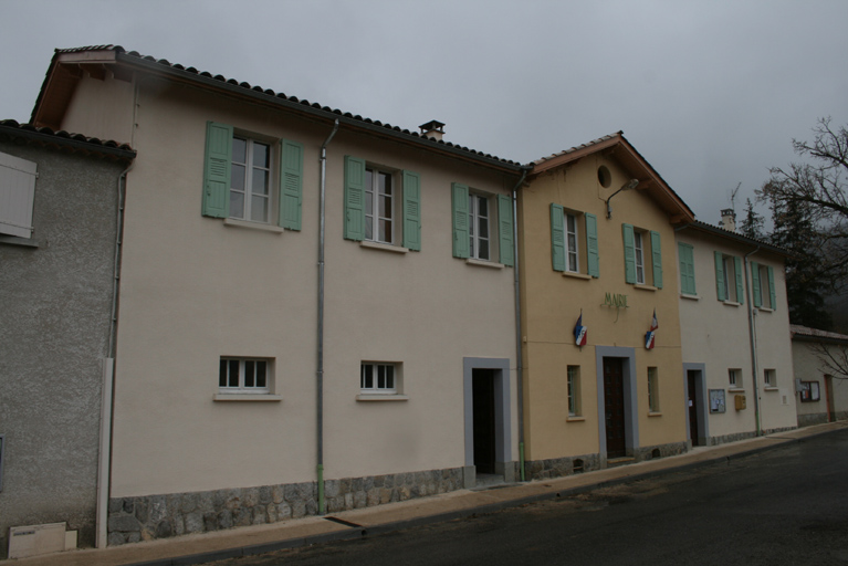 mairie ; école primaire