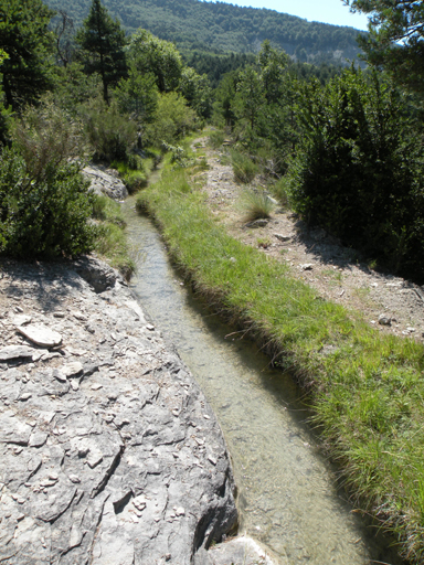 canal d'irrigation de la Vaïre