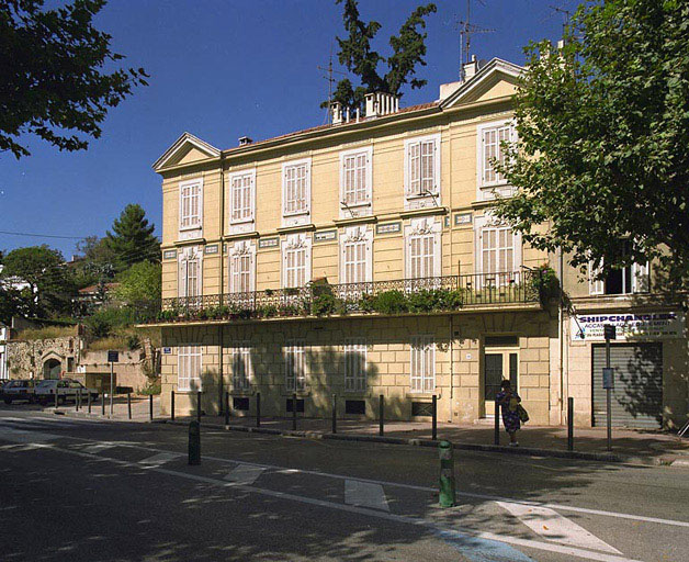 hôtel de voyageur dit Hôtel Mistral, actuellement immeuble