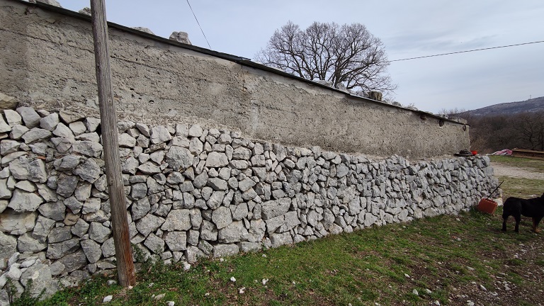 Enclos couvert (1841 E4 343), élévation ouest.