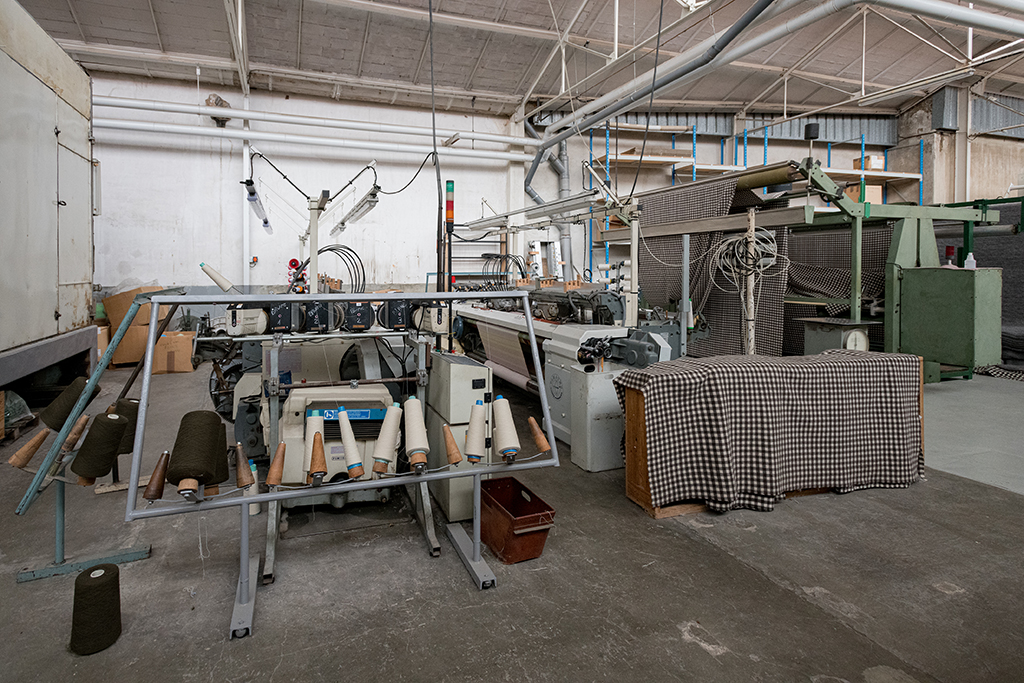 Moulin à foulon Vian-Tiran puis manufacture lainière Brun de Vian-Tiran puis filature, tissage, usine de teinturerie, usine de confection de chaussons Vian-Tiran Tapis d'Avignon Jassot, puis Emile Brun puis Jean Brun puis Louis Brun puis Pierre Brun puis Jean-Louis Brun dites Manufacture lainière Brun de Vian-Tiran