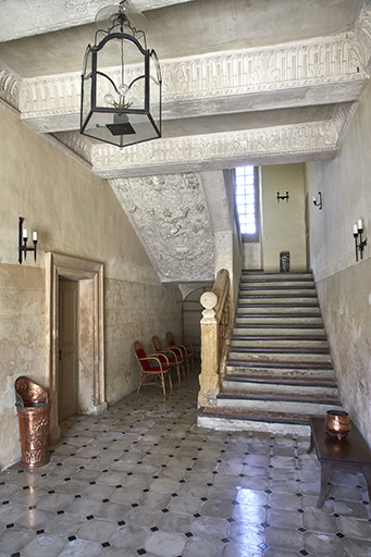 Décor d'architecture (décor intérieur) : escaliers à décors de gypseries