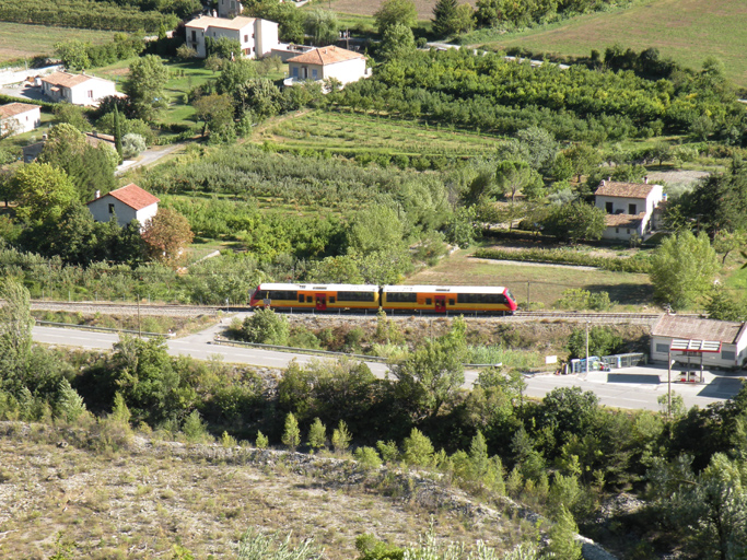 Passage du train au quartier de la Seds.