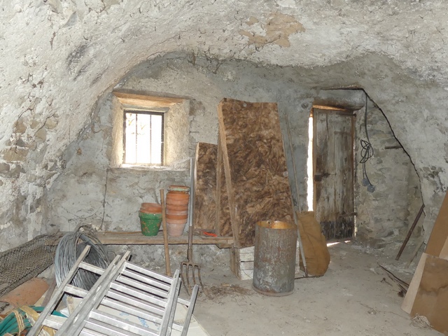 Etage de soubassement, resserre. Vue de volume prise du nord.