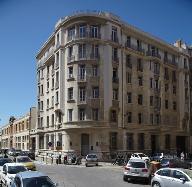 établissement administratif d'entreprise, siège de la compagnie de navigation Paquet, actuellement services administratifs de la ville de Marseille