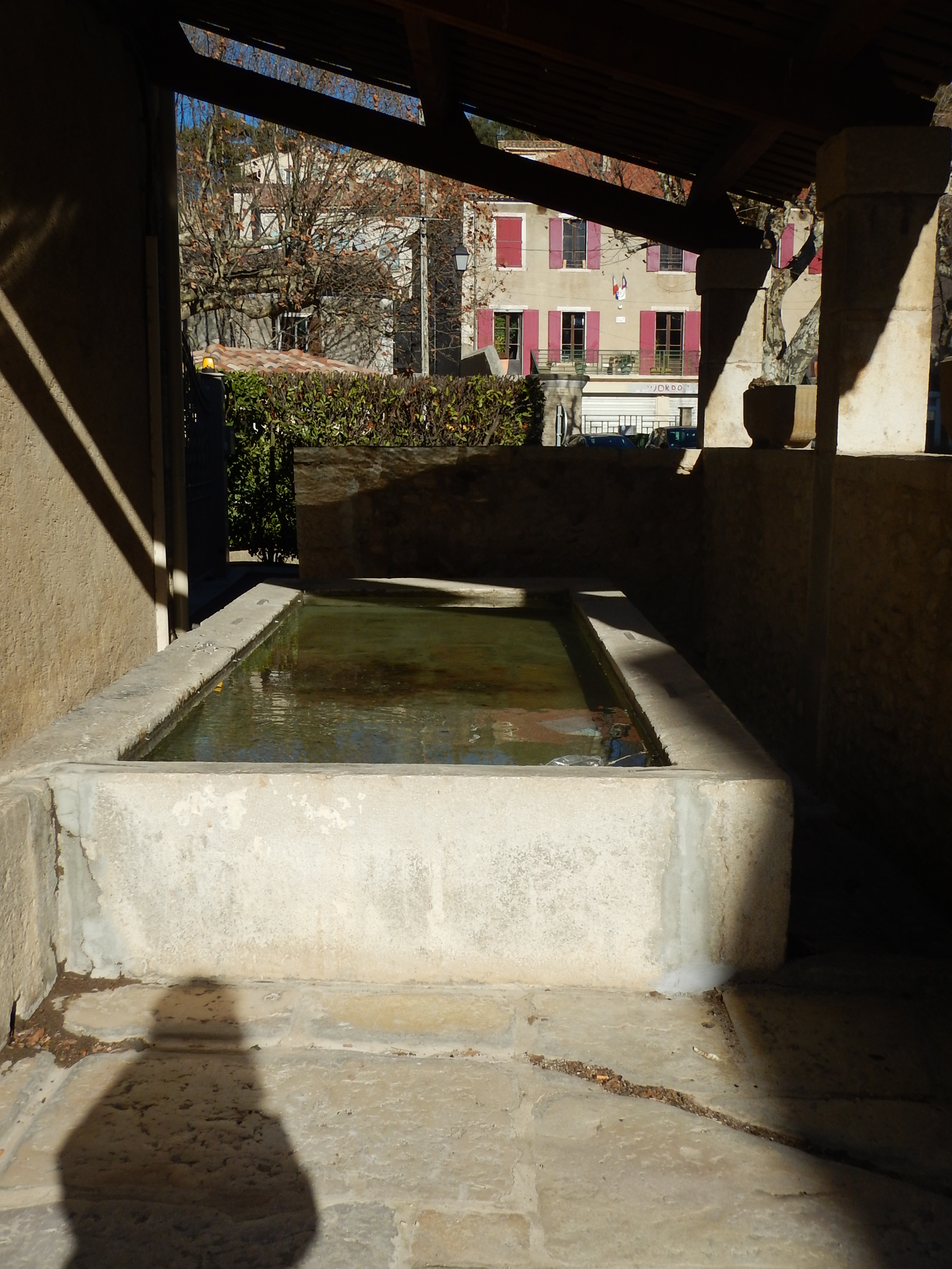 Fontaine et lavoir, dite fontaine lavoir du Thorond