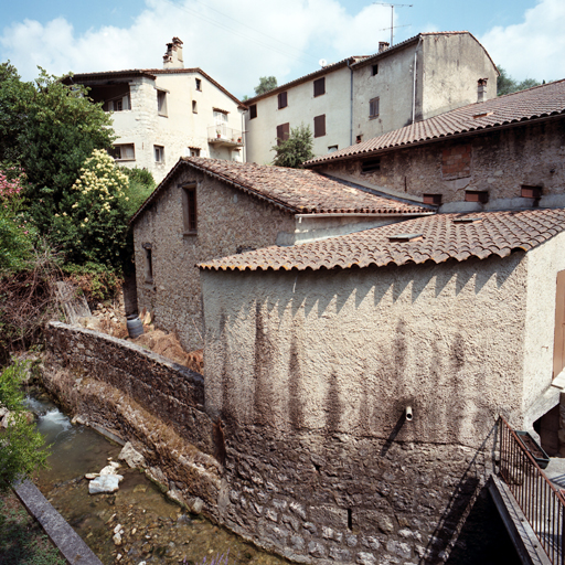 moulin à farine, à foulon, à huile, à ressence et coopérative agricole, actuellement logement