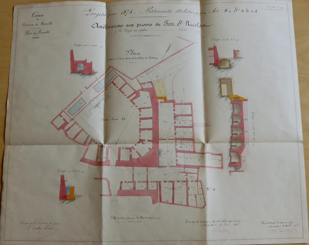 [Plan des prisons aménagées dans les casemates du bastion 14 (Singhen) et de la demi-lune 22 (Dauphine) au fort supérieur St Nicolas], 1875.