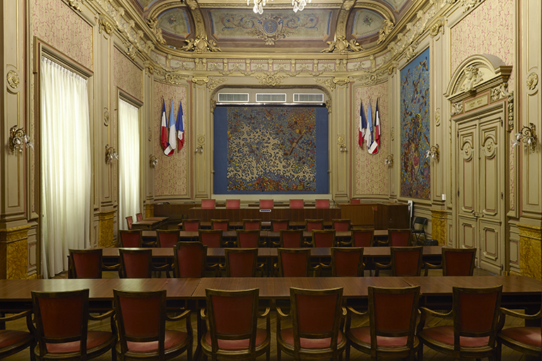 Établissement de danse (salle de bal) et salle de concert de l'ancien Cercle philharmonique, puis salle du conseil municipal