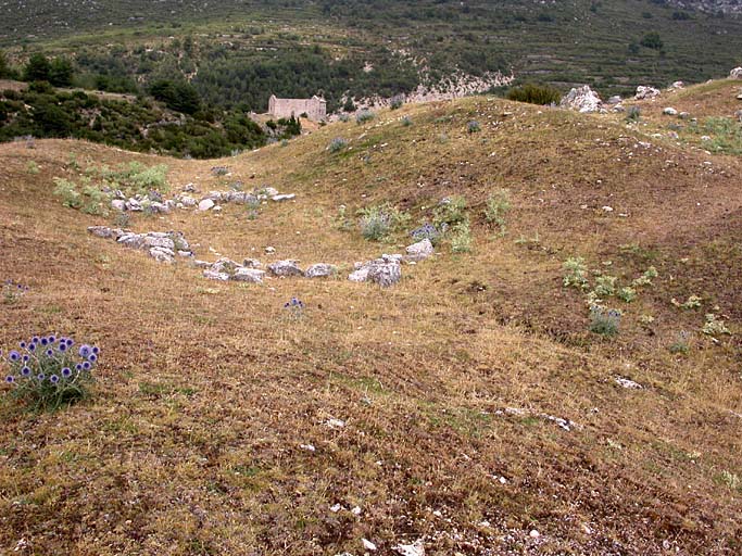 bourg castral de Peyroules