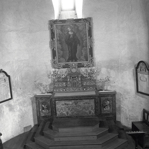 ensemble du maître autel (autel, 2 gradins d'autel, tabernacle, antependium)