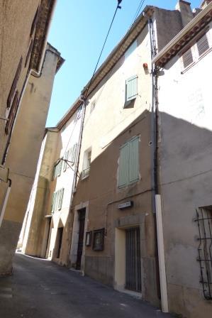 immeuble, puis mairie, actuellement cercle Sainte Cécile