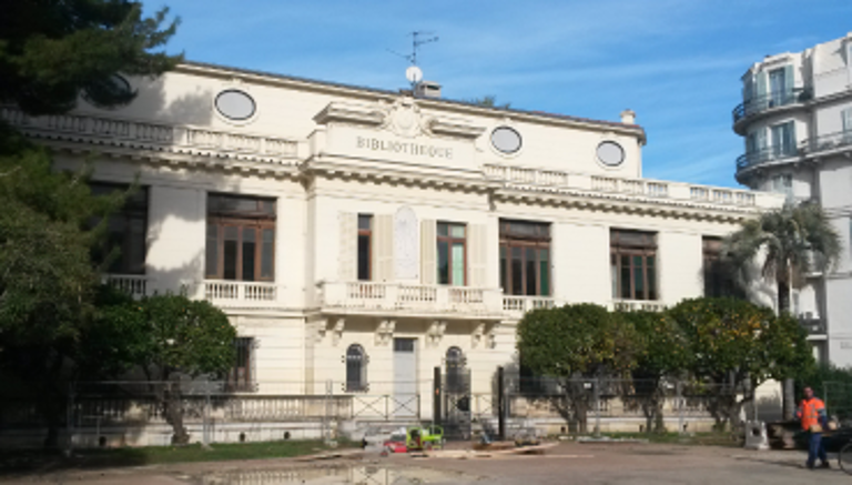 maison de villégiature (villa balnéaire) dite villa Rambourg puis villa Seigle, actuellement bibliothèque municipale Romain Gary