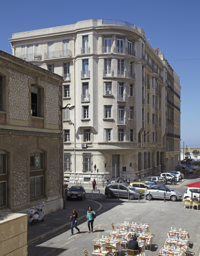 établissement administratif d'entreprise, siège de la compagnie de navigation Paquet, actuellement services administratifs de la ville de Marseille