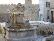 Fontaine et lavoir