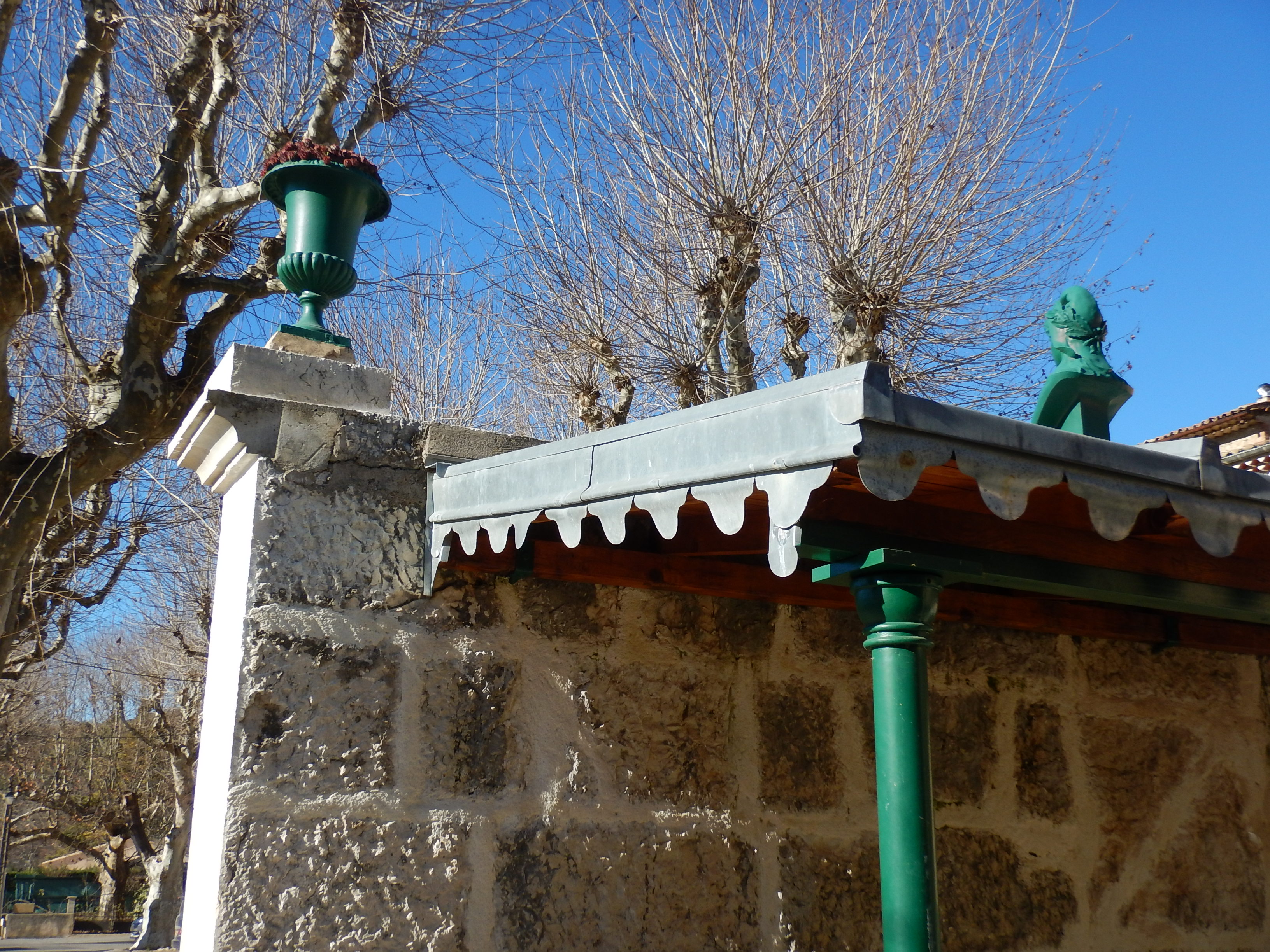 Fontaine et lavoir, dite Fontaine et lavoir de la République