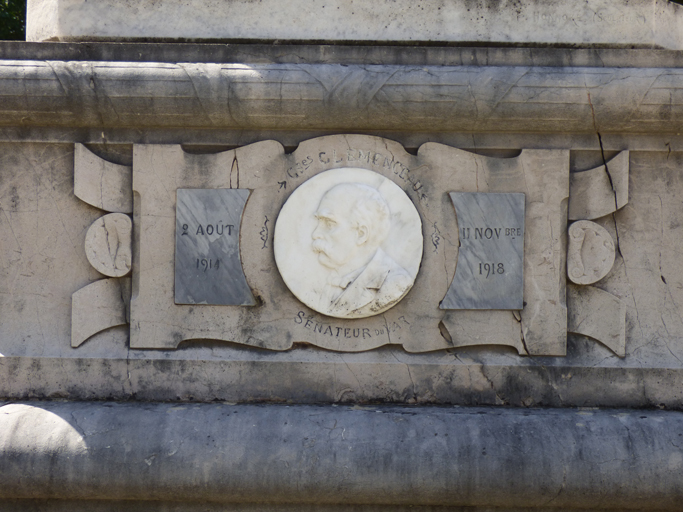 bas-relief (médaillon) : Georges Clemenceau