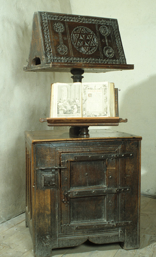 lutrin à armoire