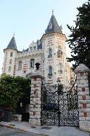 Maison de villégiature (villa balnéaire) dite Villa Manz puis Manoir Belgrano, actuellement copropriété