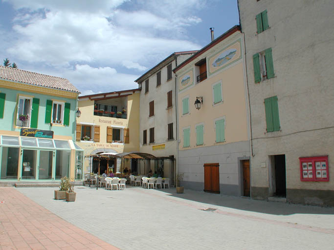 Village de Saint-André-les-Alpes