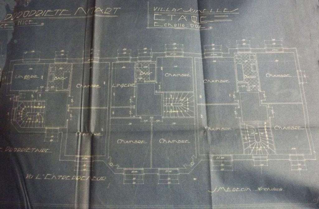 trois maisons de villégiature jumelées (villas balnéaires) dites Constance et Yasmina, puis Petit schloss et Yasmina, puis Aziyade et Yasmina, puis Aziyade, Yasmina et Petite amie