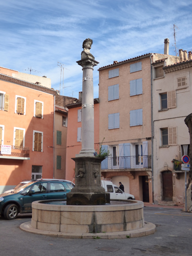 fontaine, dite fontaine de la République