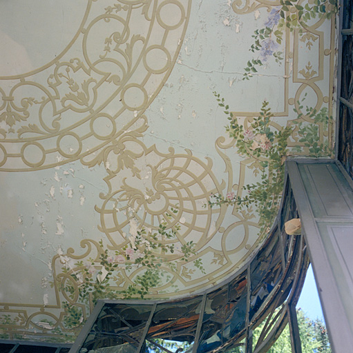 La véranda, décor peint intérieur, détail.