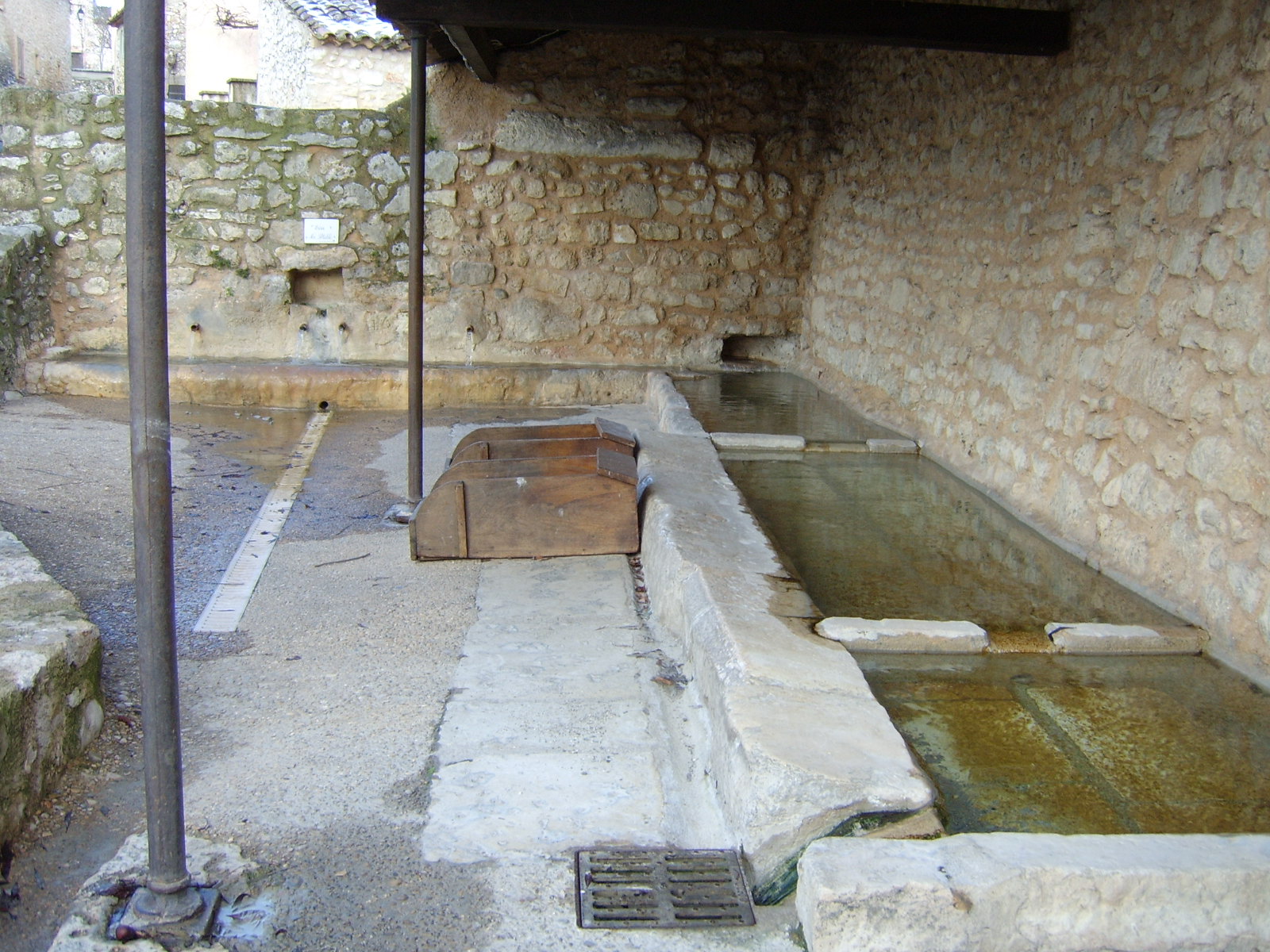 Fontaine et lavoir