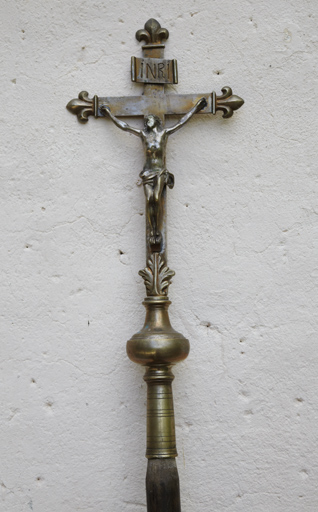 Croix de procession : Christ en croix