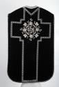 ensemble de vêtements liturgiques : chasuble, étole, manipule No 2 (ornement noir)