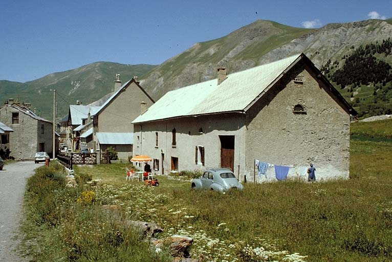 ferme dite Maison Bois