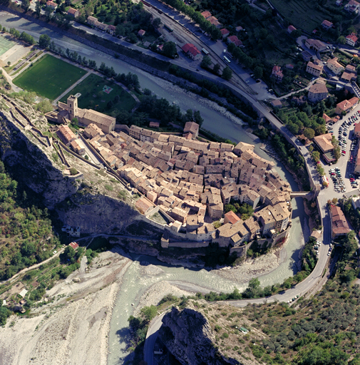 village d'Entrevaux