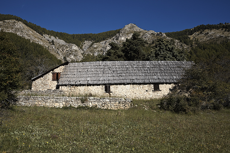 cabanes pastorales ; ensembles pastoraux ; enclos