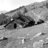 fermes en série dites chalets (série de 3)