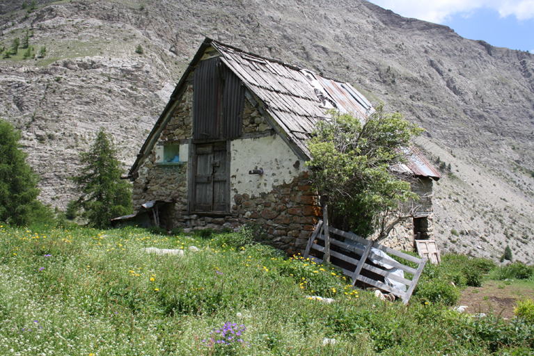 Cabane pastorale dite cabane de Sainte-Anne (Villars-Colmars).