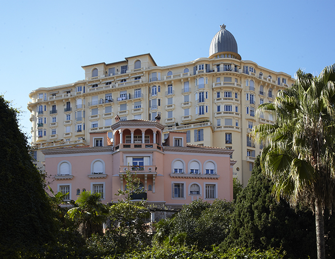 Hôtel de voyageurs dit Hôtel Lutetia, actuellement immeuble