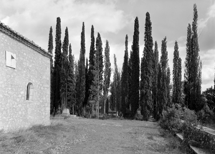 Cimetière.