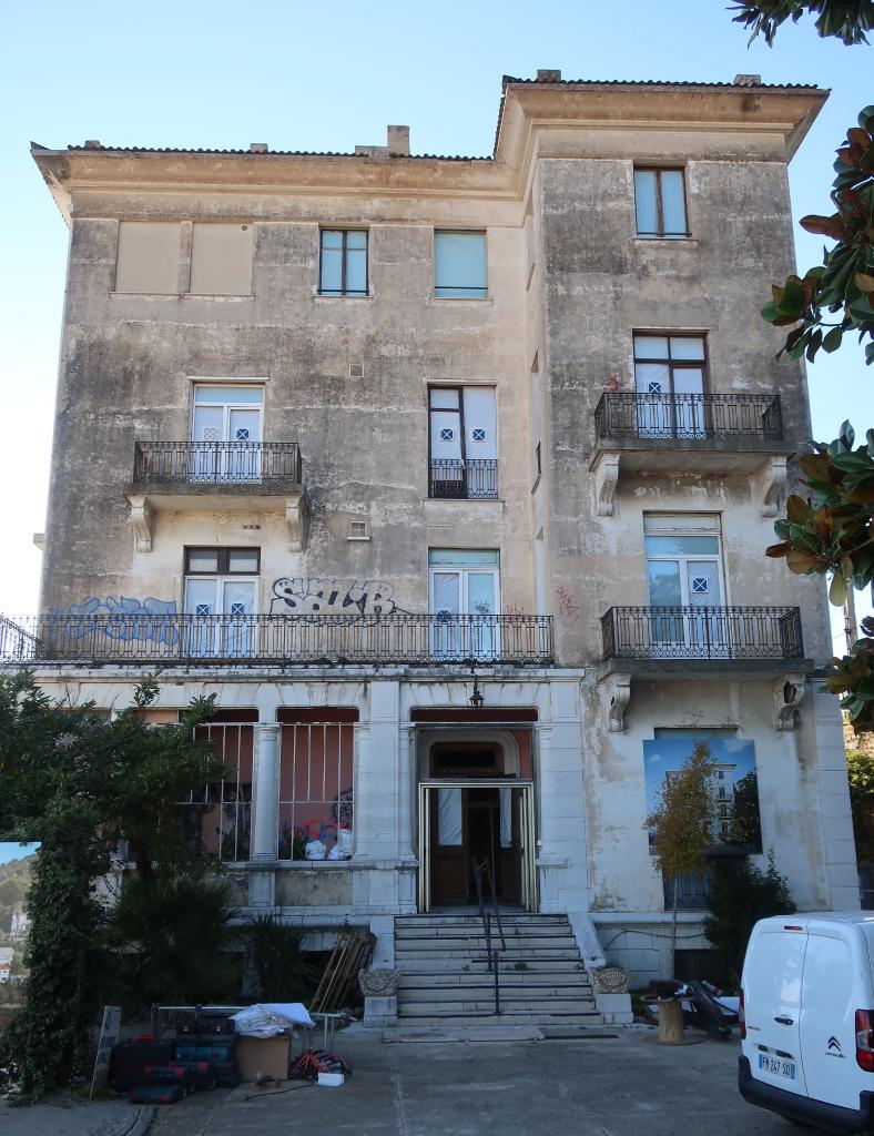 établissement médical Hélios, puis maison de repos