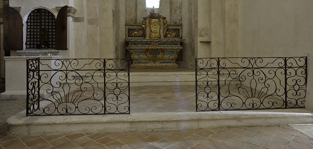 Clôture du chœur (table de communion)