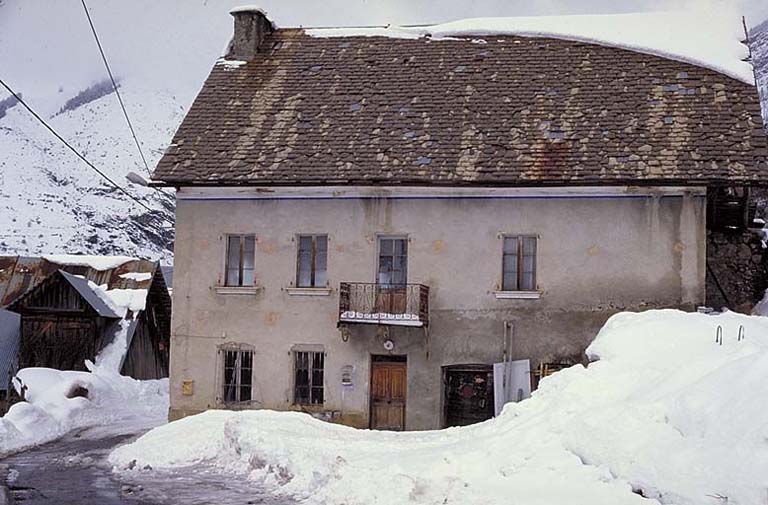 ferme dite Maison Bertrand, chapelle Saint-Michel