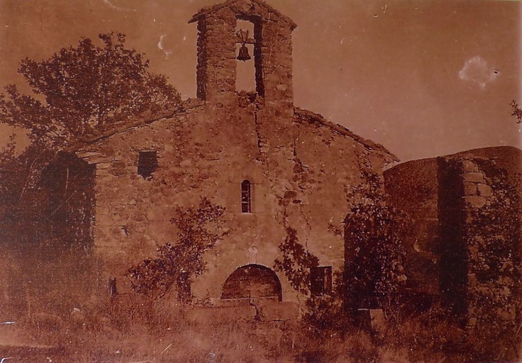 [L'église Notre-Dame-des-Fraisses de Châteauneuf]. Années 1930. 