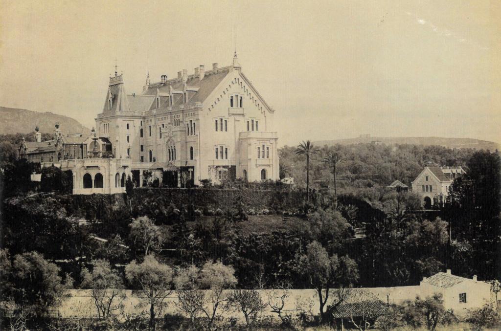 maison de villégiature (villa balnéaire) dite Petit Château de Valrose, devenue partie de l'Université Nice Côte d'Azur